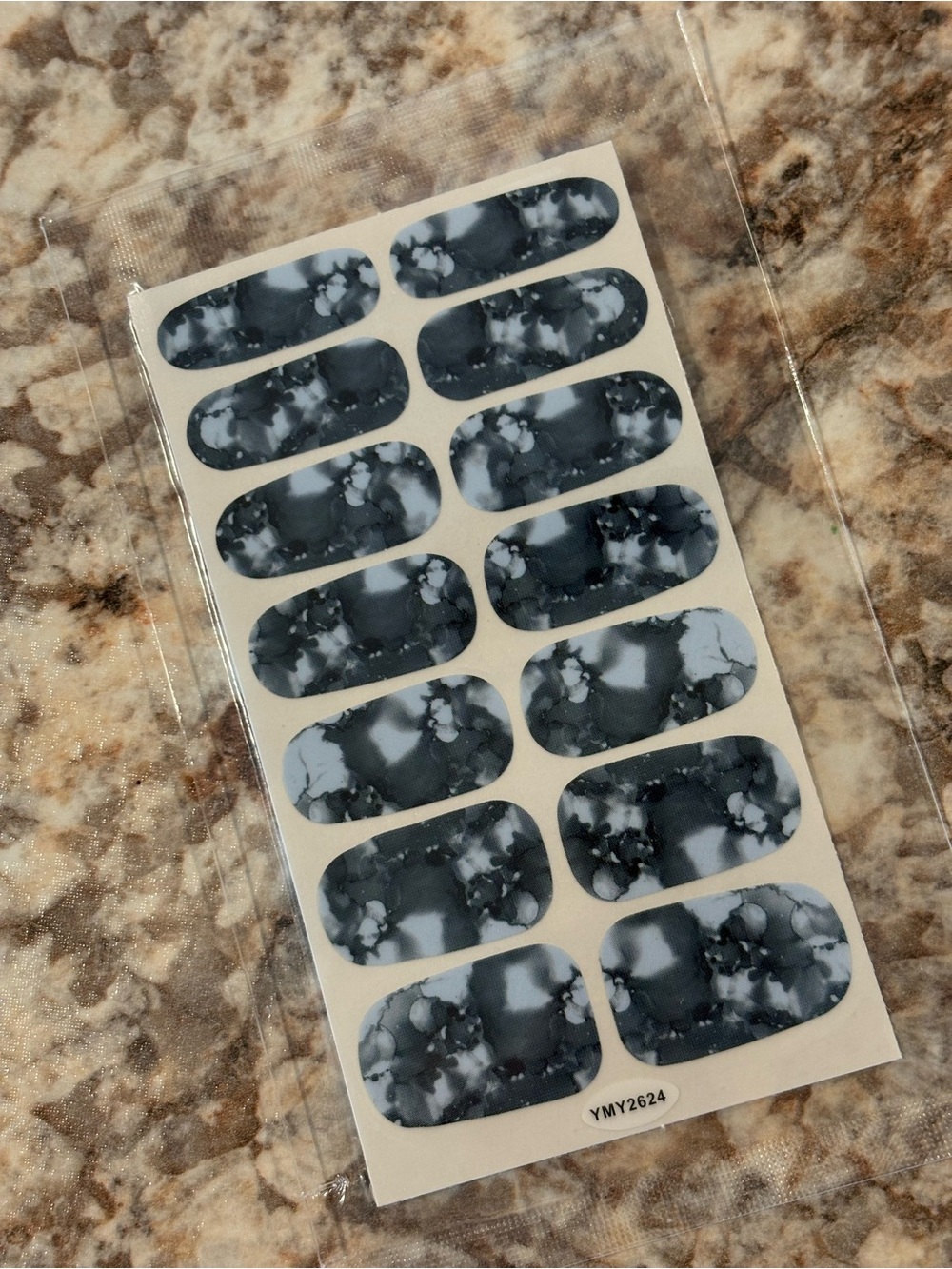 Marbled Black & White Nail Wraps